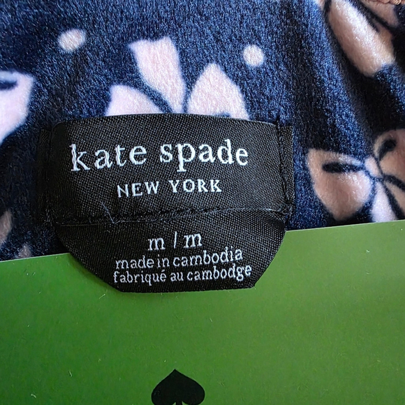 Kate Spade New York Bow Print 2 Piece Pajama Set Pink Fleece Lounge Sleepwear - Picture 5 of 8